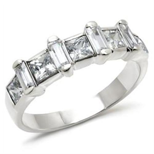 JCEAS725 High-Polished 925 Sterling Silver Ring with AAA Grade CZ  in Clear